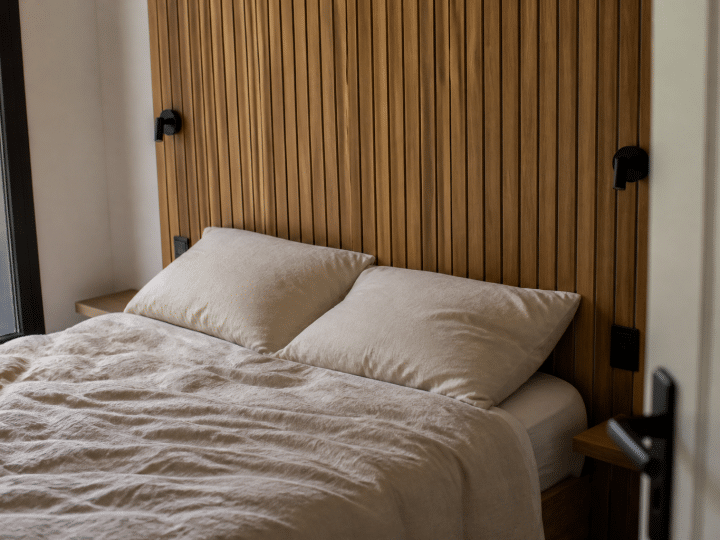 Comment fabriquer une tête de lit en bois soi-même, étape par étape